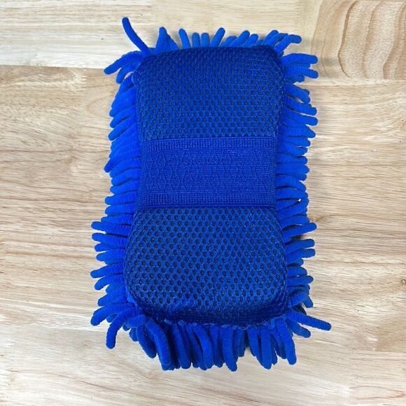Car Mitt / Wash Pad - Picture 4 of 4